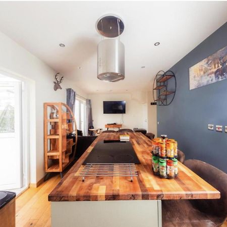 קרבוסט Luxury Cottage With Stunning Views Near Fairy Pools - School House 3 מראה חיצוני תמונה