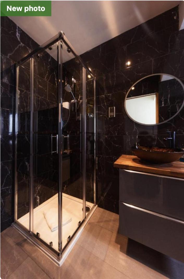 קרבוסט Luxury Cottage With Stunning Views Near Fairy Pools - School House 3 מראה חיצוני תמונה