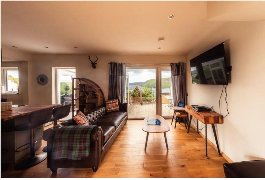 קרבוסט Luxury Cottage With Stunning Views Near Fairy Pools - School House 3 מראה חיצוני תמונה